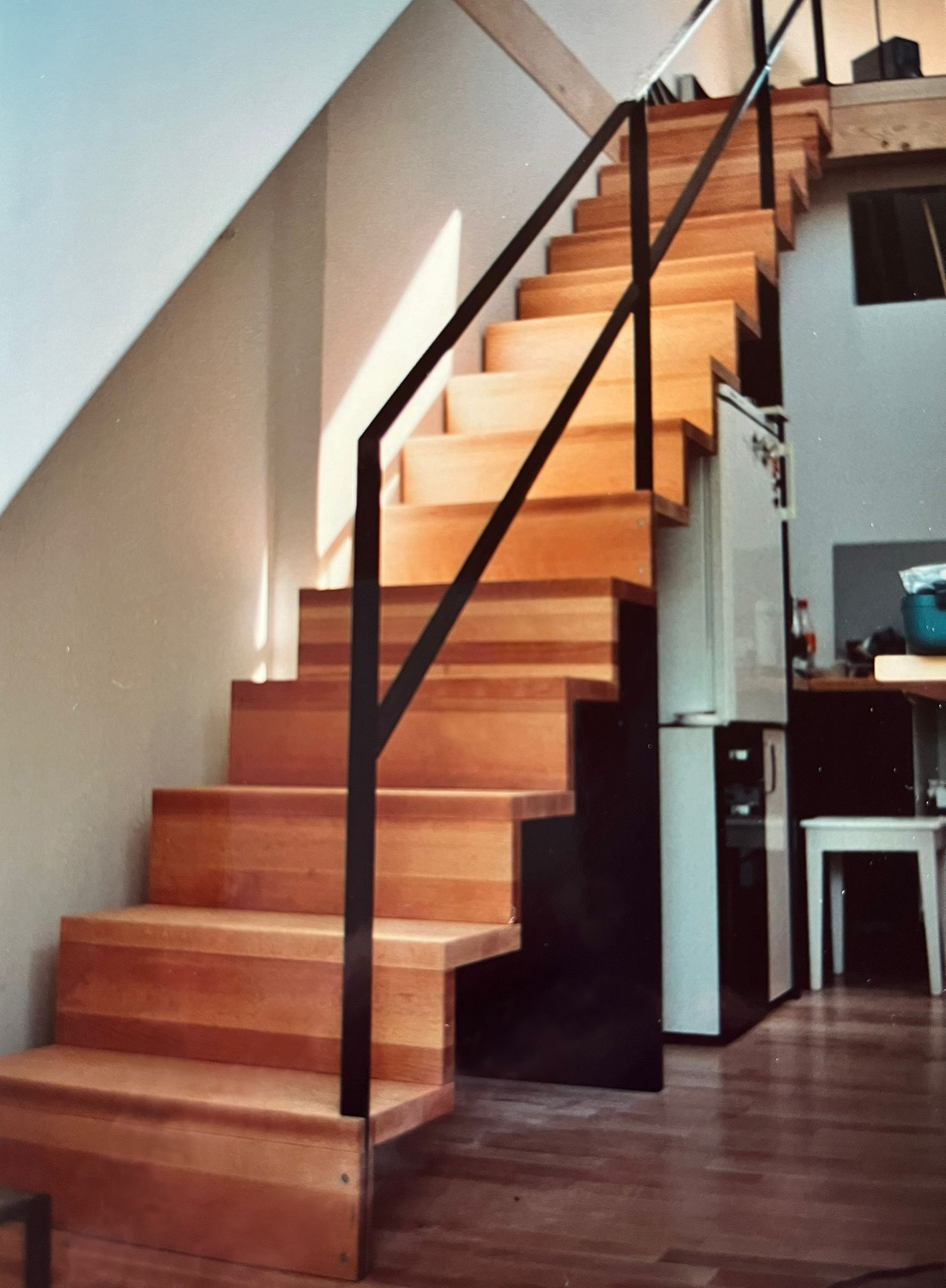 Holztreppe, angefertigt für einen Umbau <br> am Albertus-Magnus Haus in FR St. Georgen.